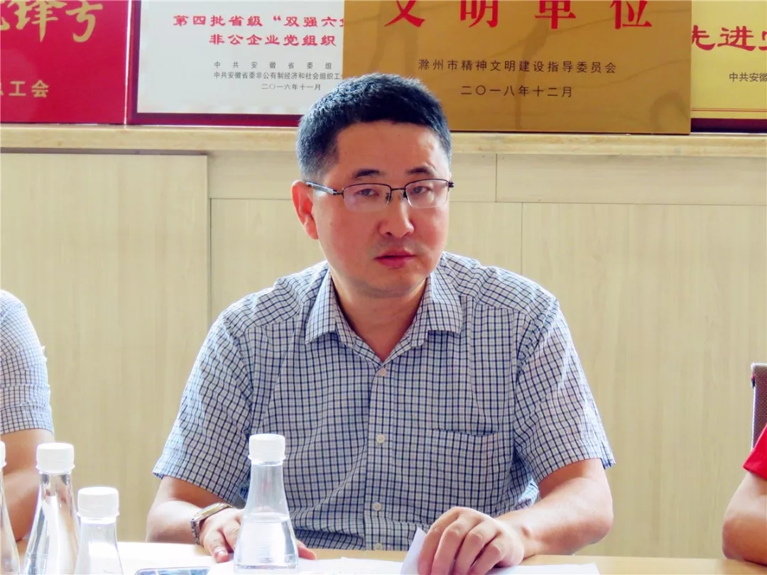 15695555043744.jpg 642.webp.jpg